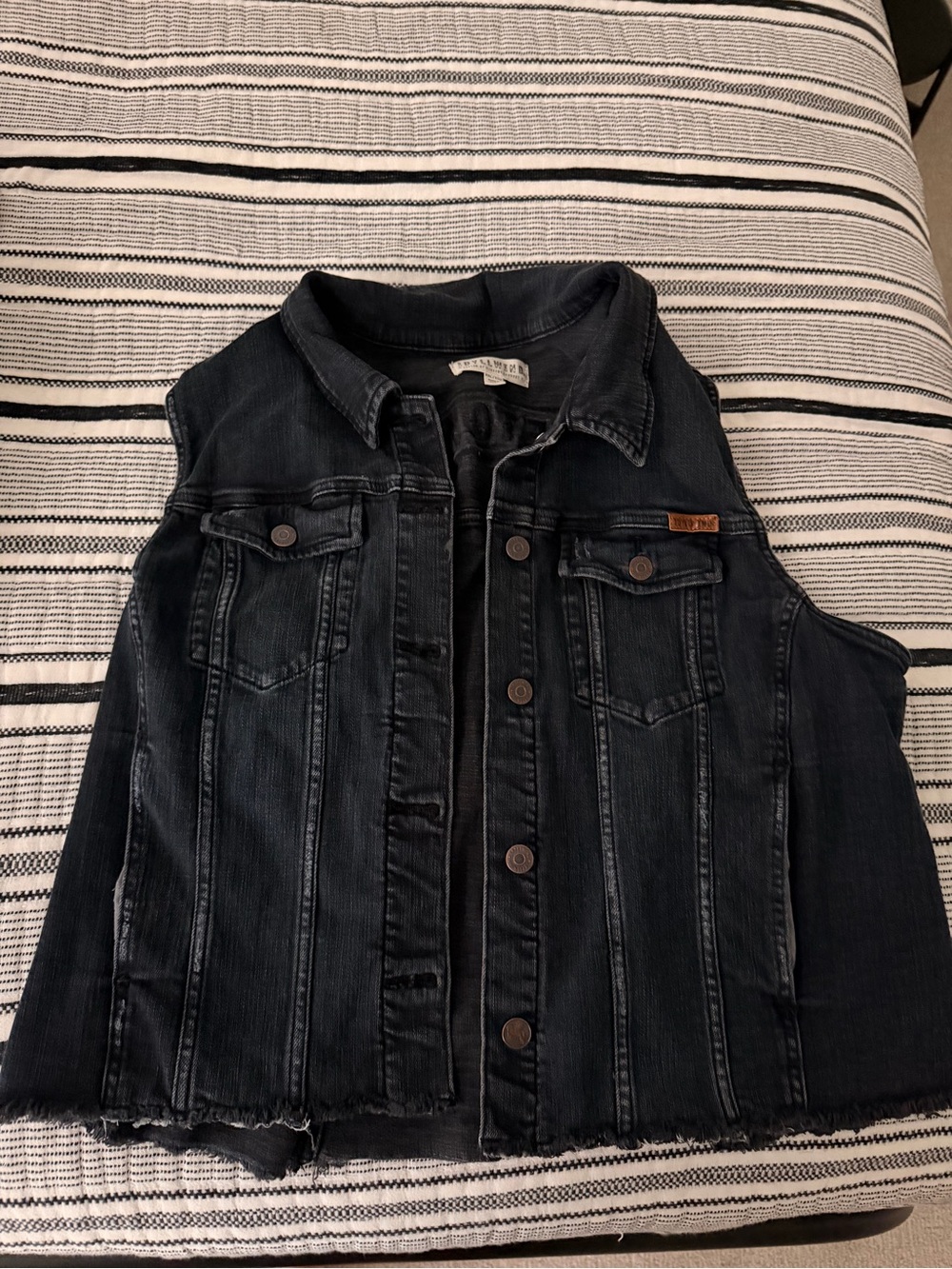 Idyllwind black distressed denim vest